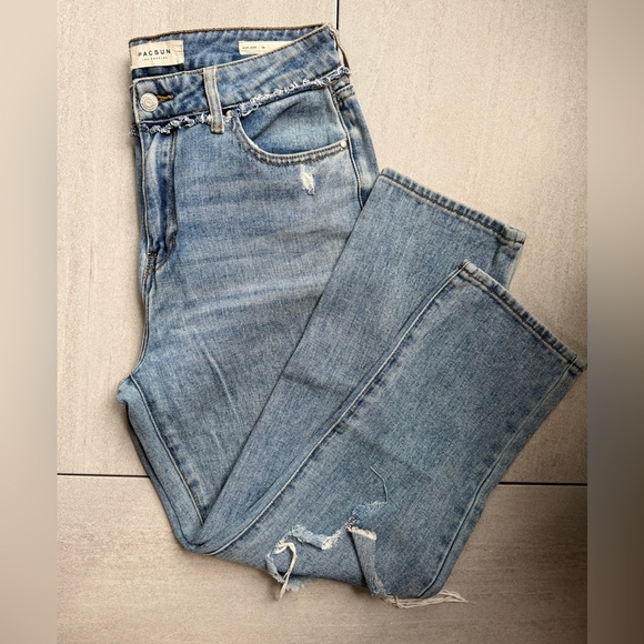 Distressed pacsun mom jeans - Picture 1 of 13